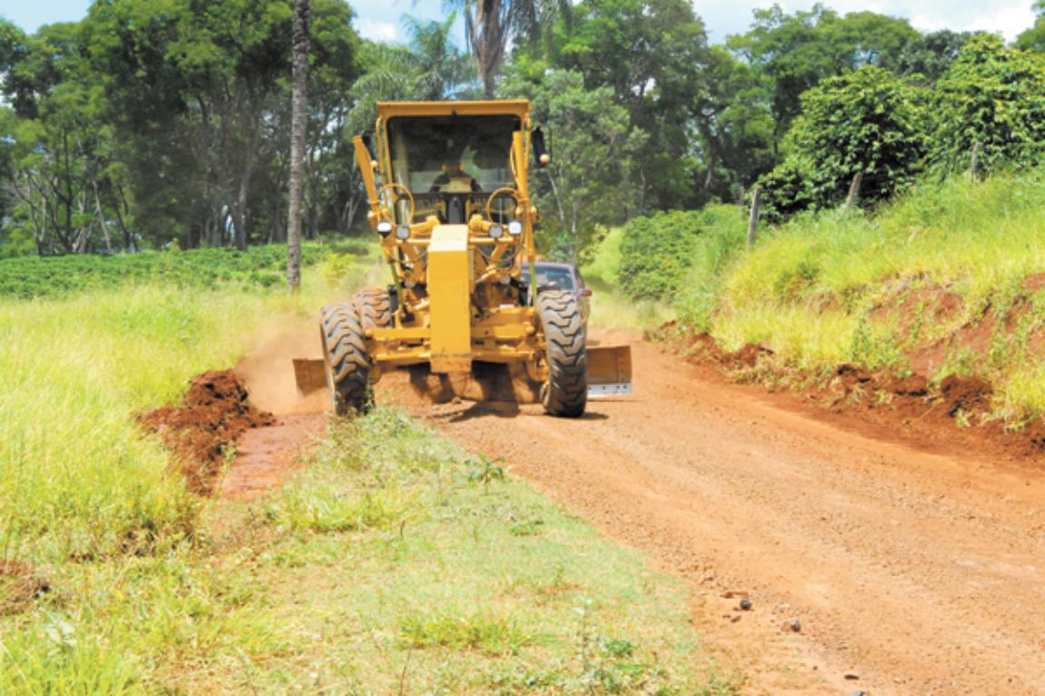 Estradas Rurais de Bálsamo recebem reparos